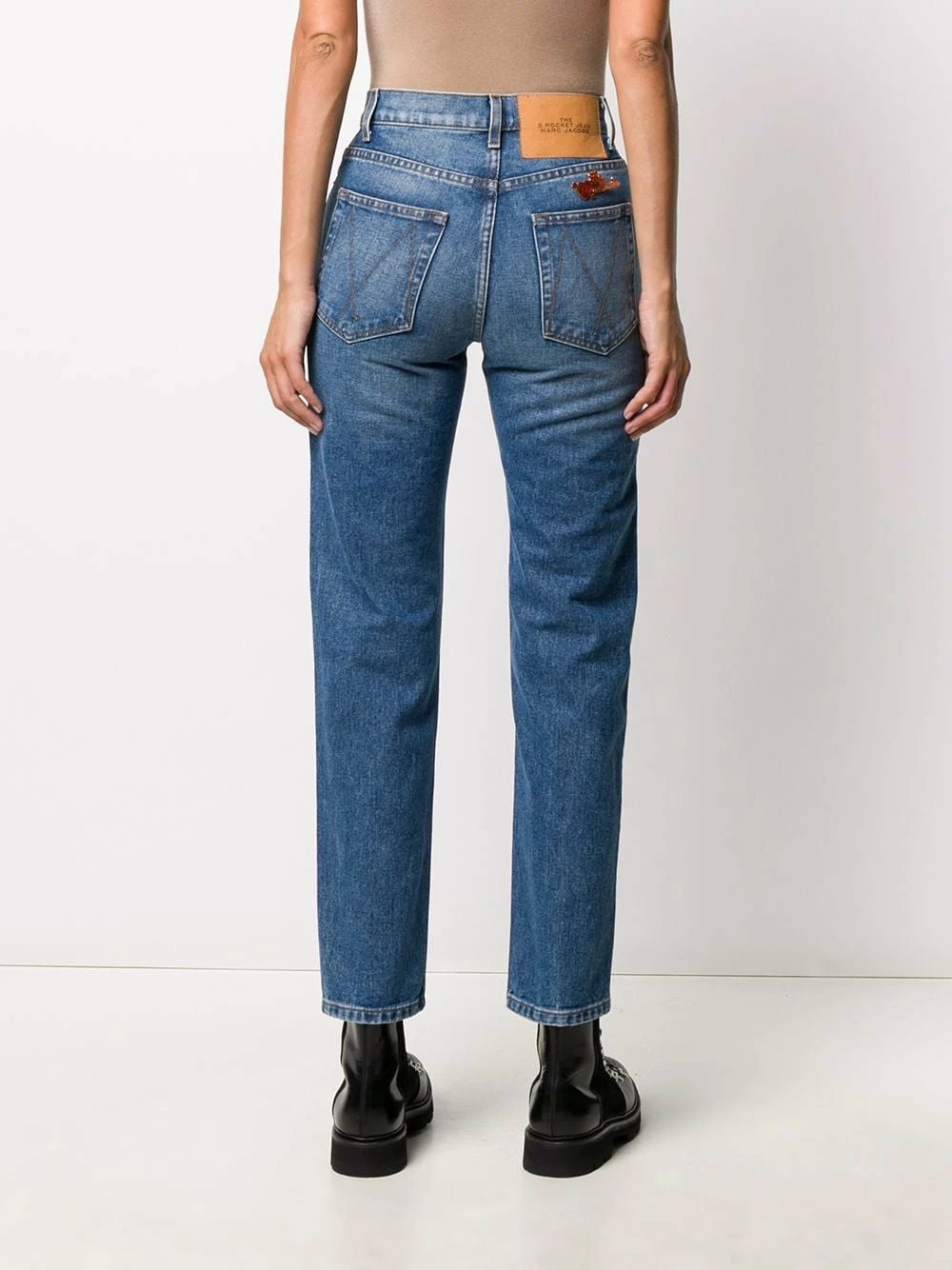 Acheter 🎁 Marc Jacobs Jean droit à détail de patch 👖 jeans droits femme 🤩 4 Marc Jacobs jean droit à détail de patch