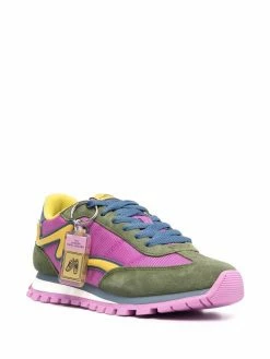 Marc Jacobs baskets Traveler